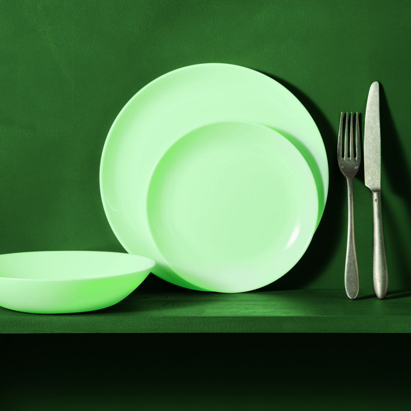 Plat creux rond vert verre opal Ø 29 cm Diwali Luminarc